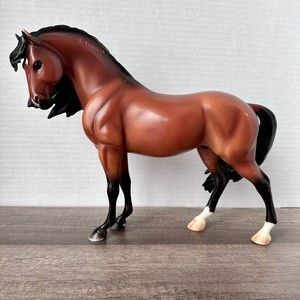 BREYER SPIRIT OF THE HORSE #1433 PADRE 2012